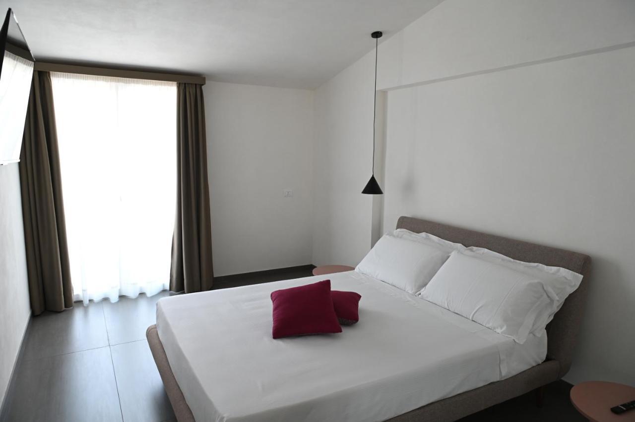 Apartment Lebum