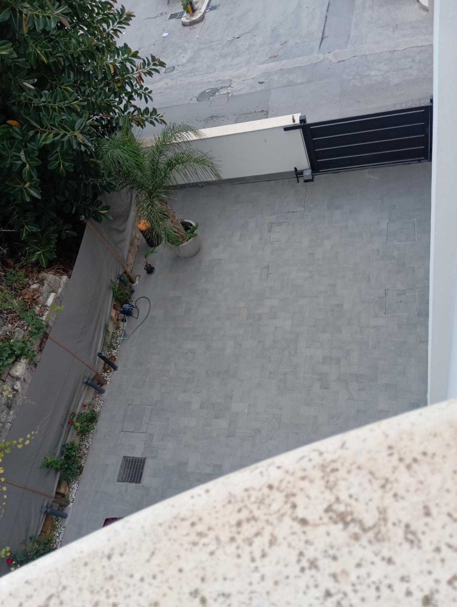 Apartment Lebum *