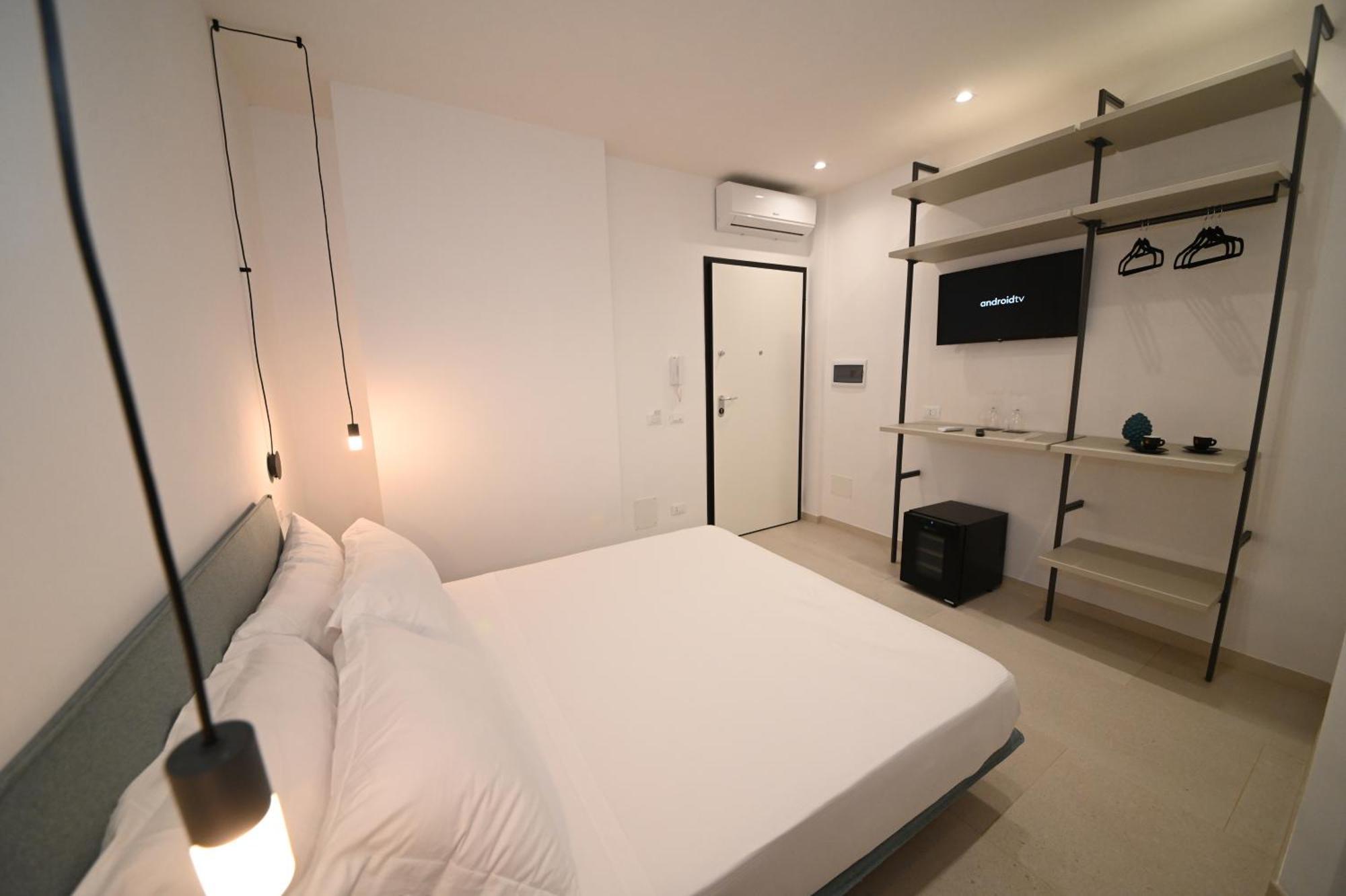 Apartment Lebum