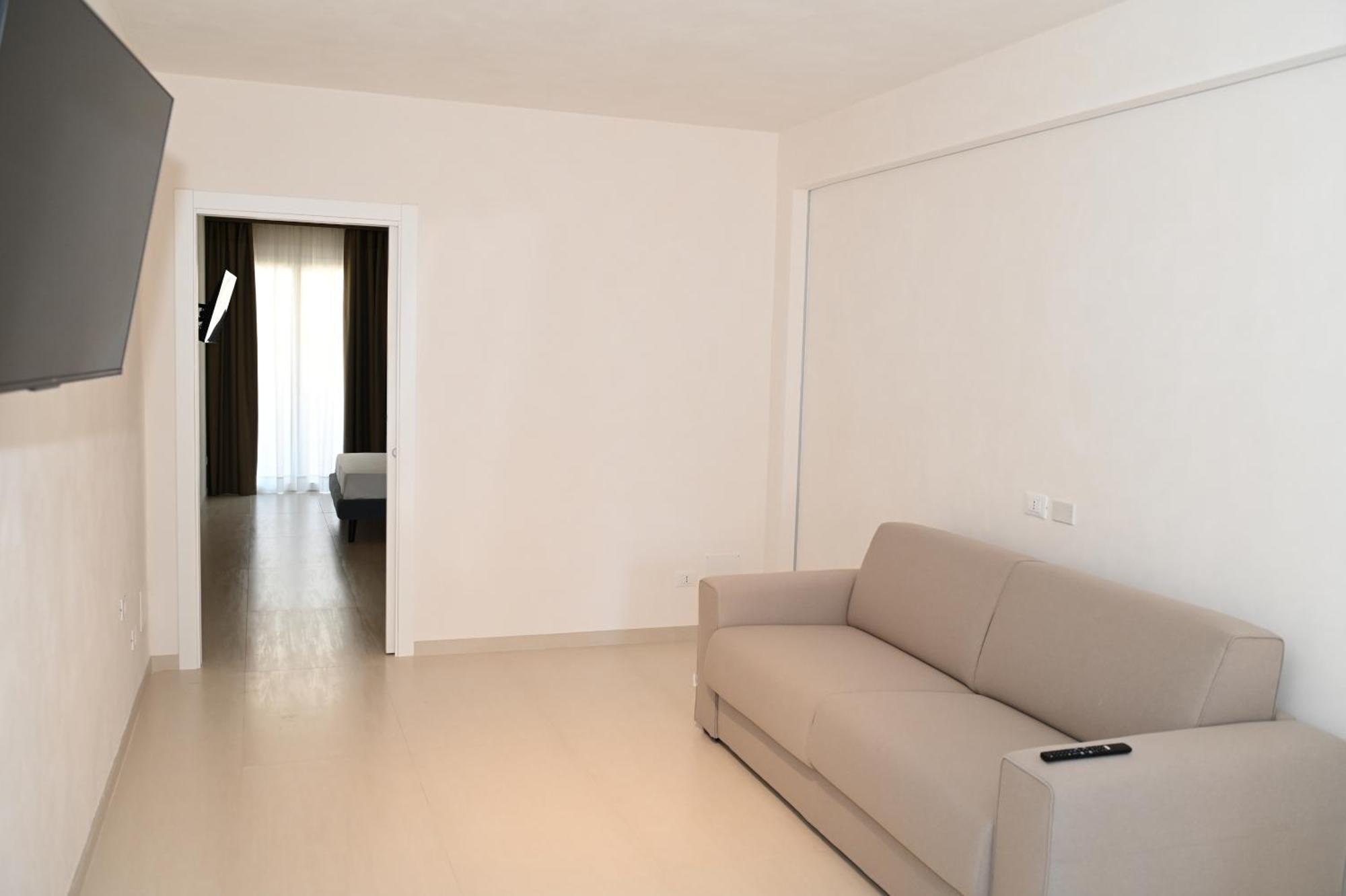 Apartment Lebum *